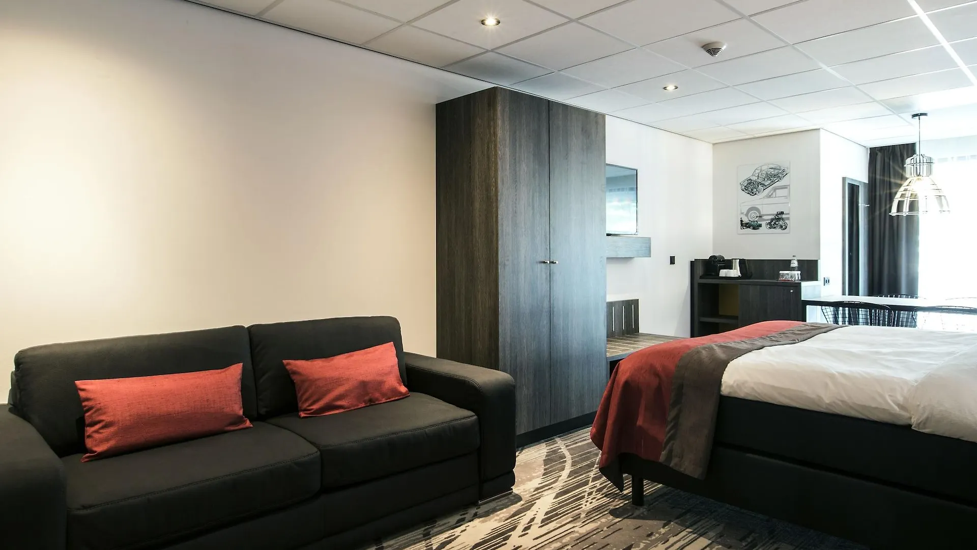 Leonardo Hotel Eindhoven City Center Former Crown Hotel